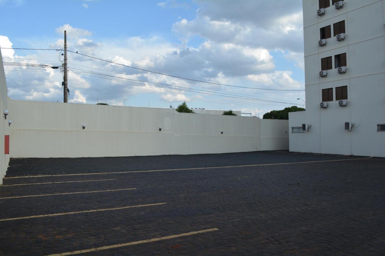 Sara Palace Hotel Uberlândia Exterior foto